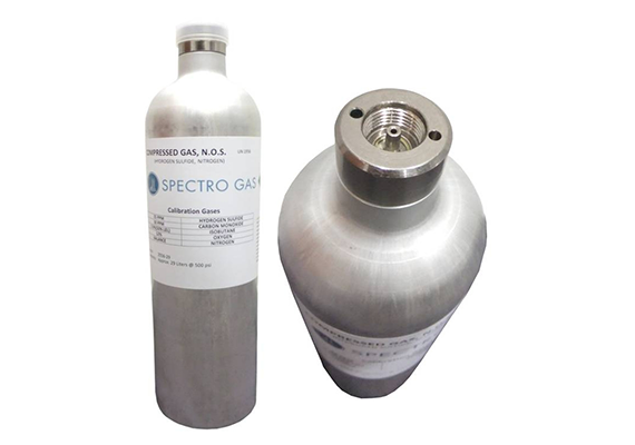 │ Outlet: C10 (5/8” – 18 UNF) │ Max Pressure: 500 psi (34 Bar) │ Height: 10.5” (267 mm) │ Diameter: 3” (76 mm) │ Weight: 1.3 lbs (0.59 kg) │ Cylinder Specification: DOT Specs: 39 NRC Aluminum Cylinder │